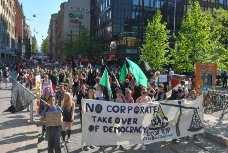 TTIP-sopimusta vastustava marssi 23.52014 Helsingissä. Kuva: Santeri Laurila